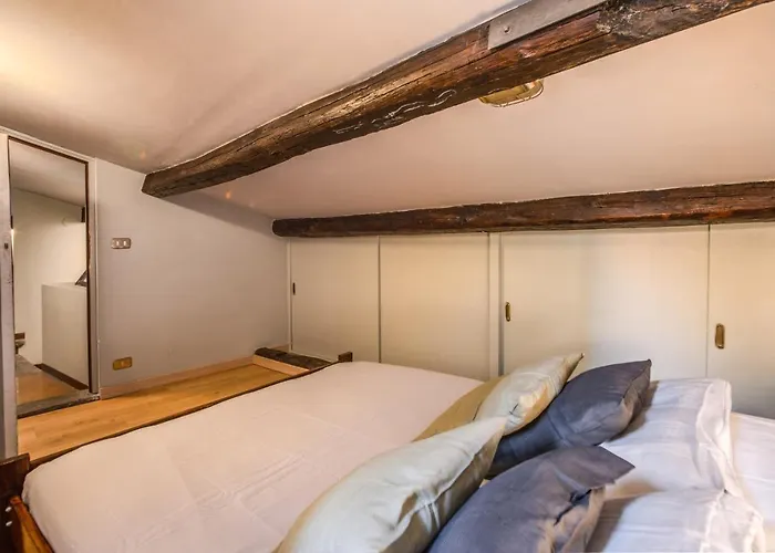 Sant\'eligio attic with exclusive terrace campo di fiori